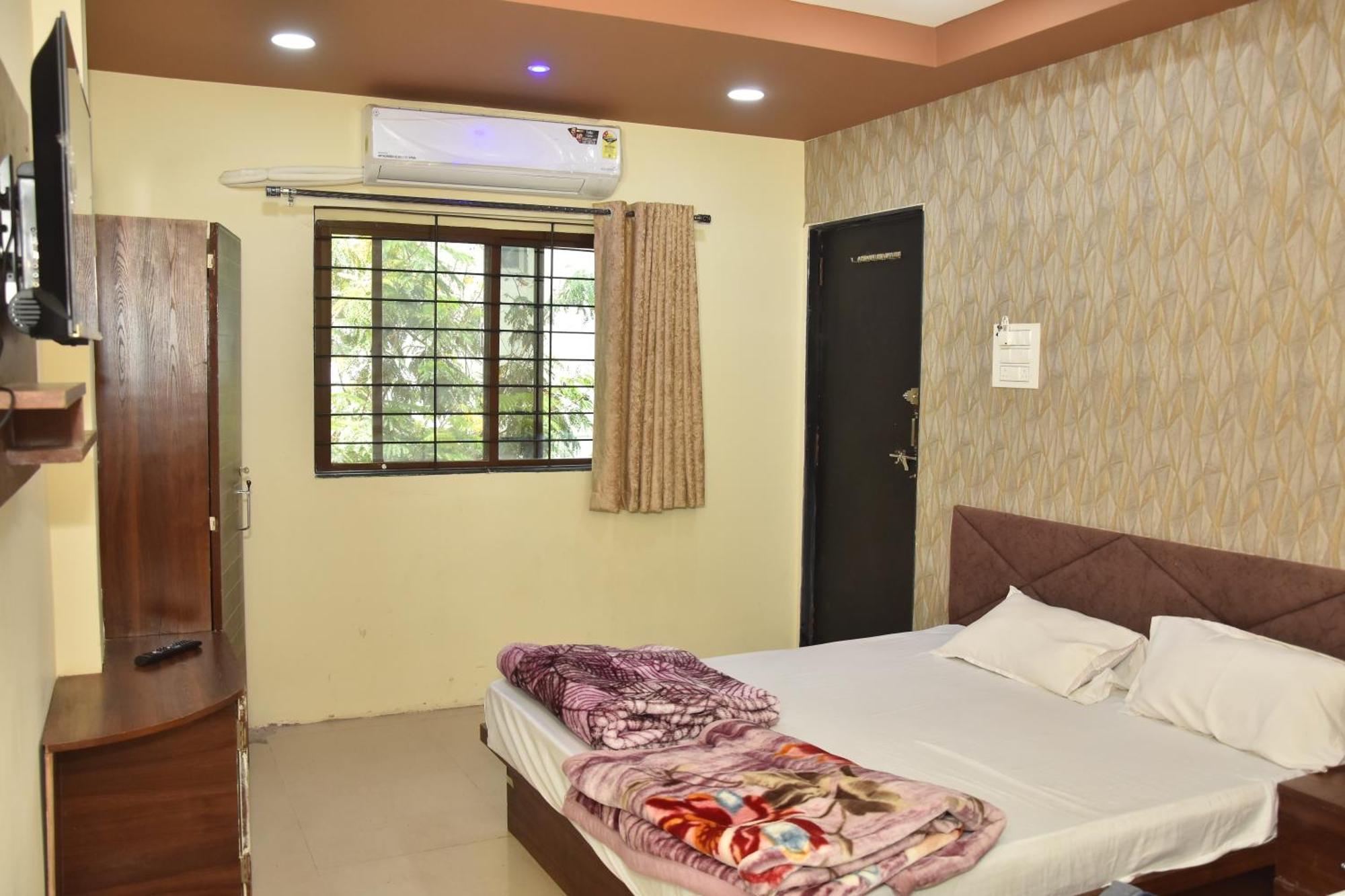 Green Leaf Ujjain Exterior foto